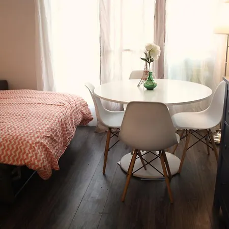 Cosy Dans شقة باريس