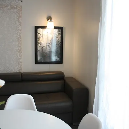 Cosy Dans باريس