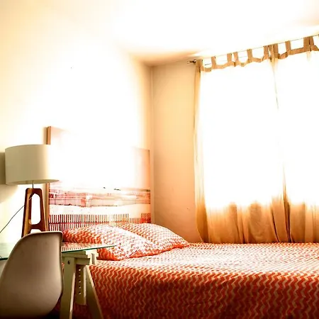 Cosy Dans * Paris